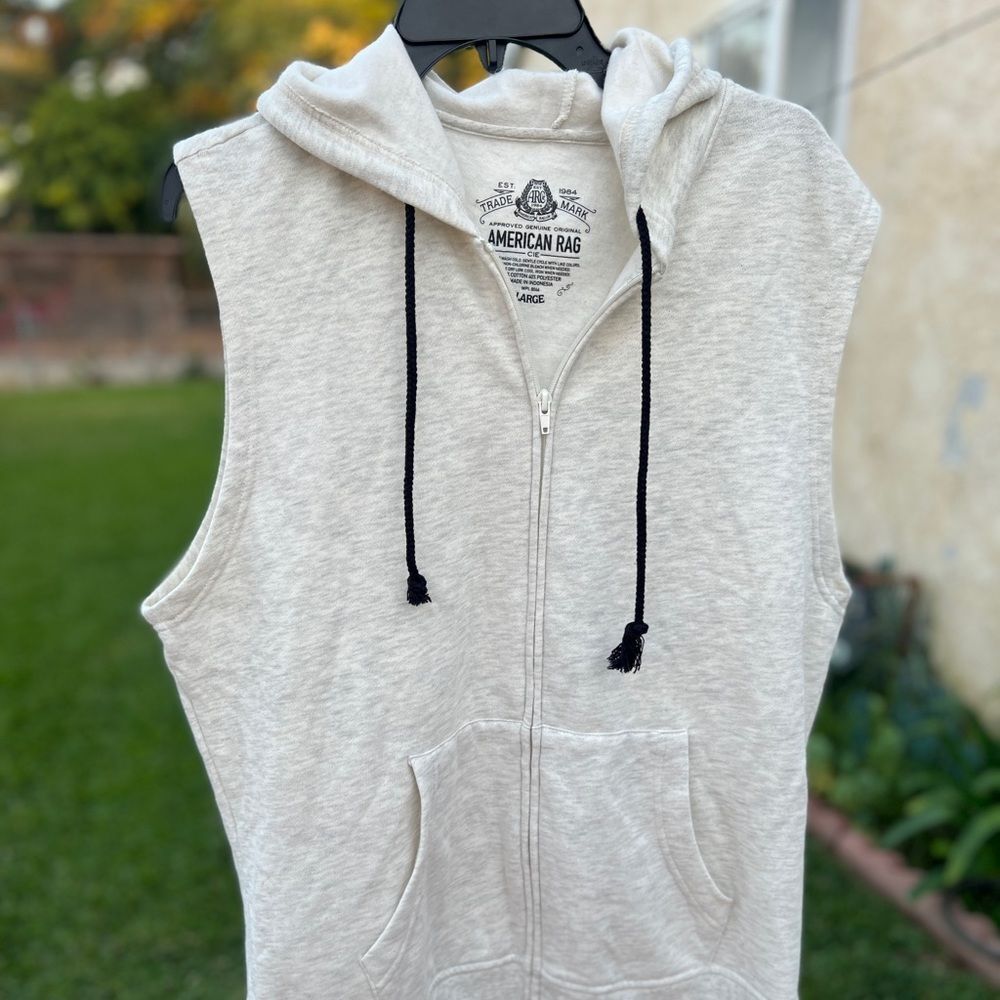 Men's American rag hoodie sweater sleeveless large